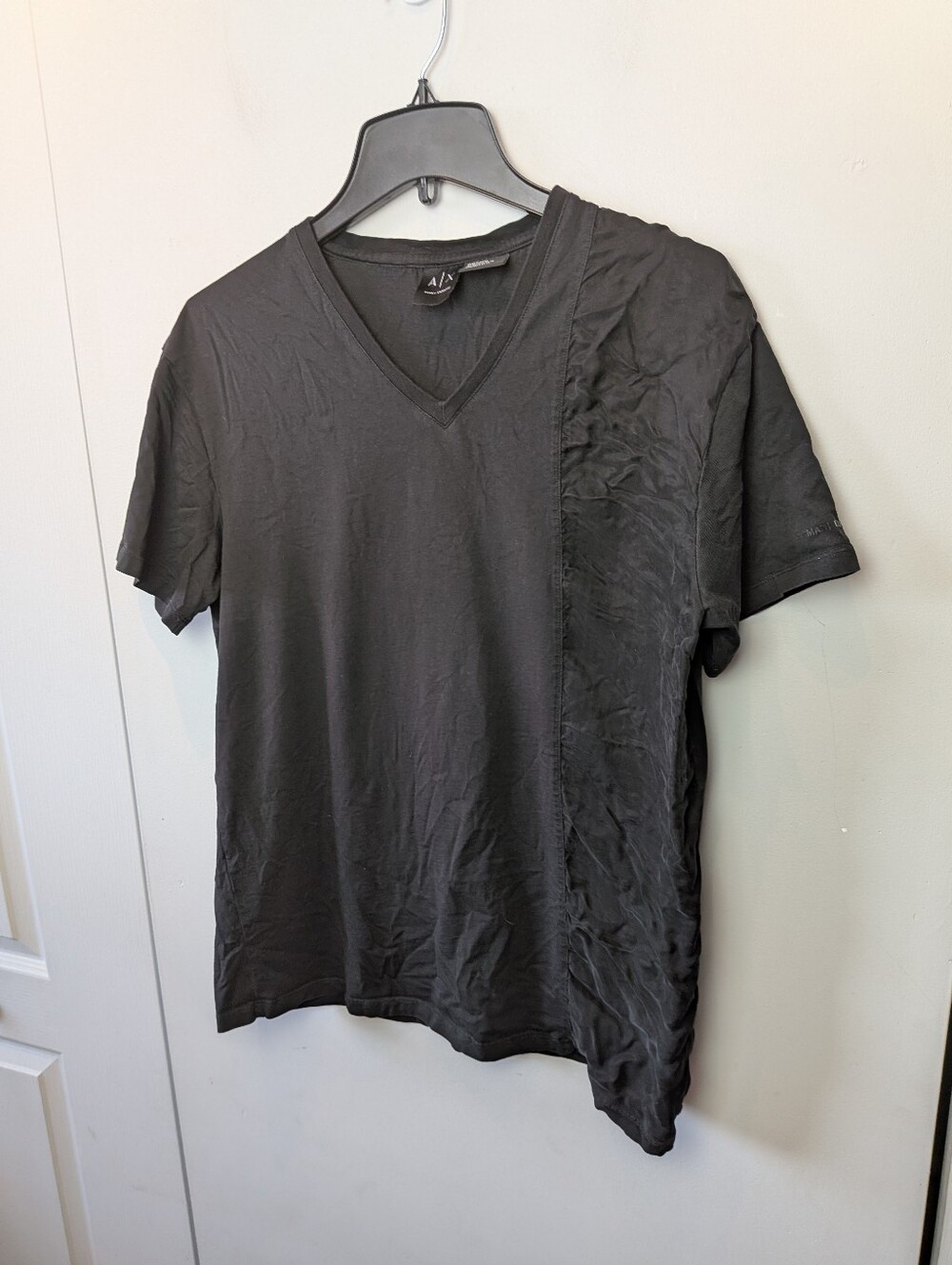 ARMANI EXCHANGE Men V Neck T-Shirt Black 100% Cotton Size Medium